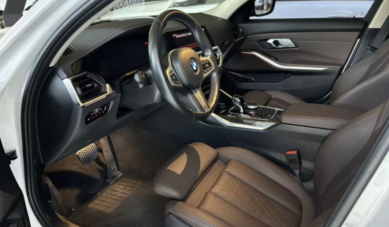 
								2022 BMW 3 Series 325Li 2.0T full									