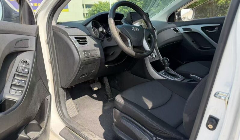 
								2015 Hyundai Elantra 1.6L full									