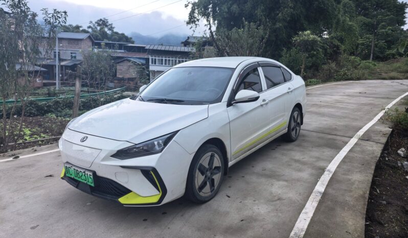 
								Dongfeng E70 Pro 2023 full									